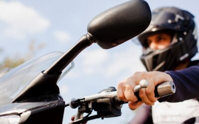 Me caí de la moto y mi seguro no quiere pagar: qué debo hacer.